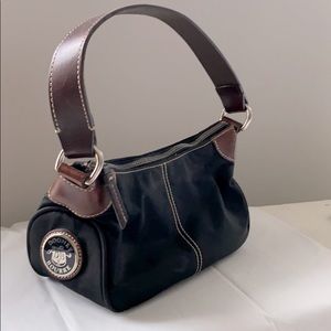 Dooney & Bourke Wayfarer purse